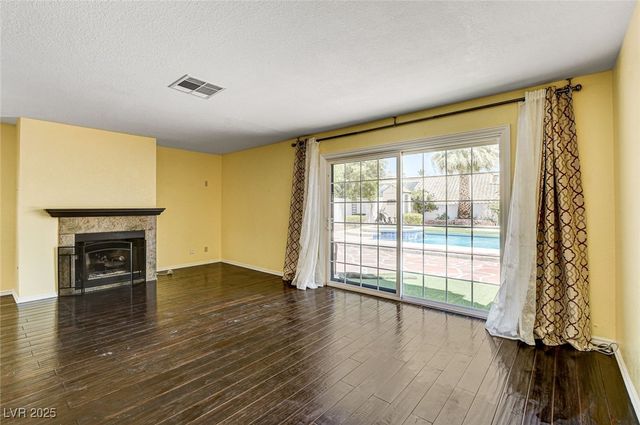 8344 Snowmass Drive, Las Vegas, NV 89128