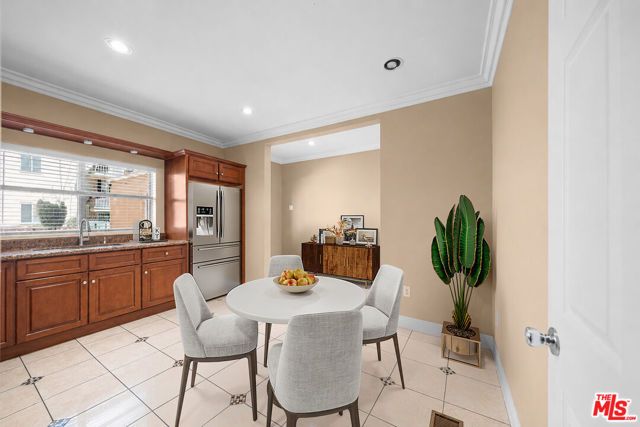 838 S St Andrews Place, Los Angeles, CA 90005