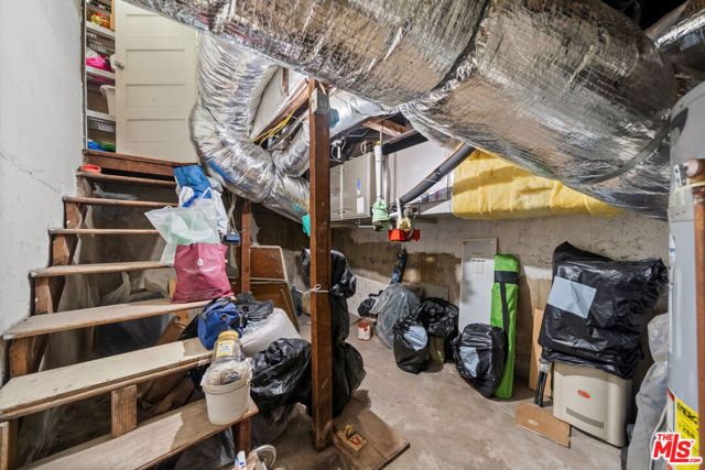 838 S St Andrews Place, Los Angeles, CA 90005