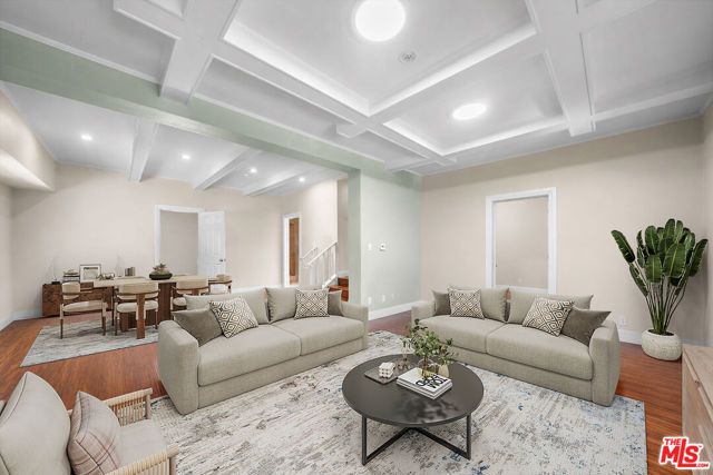 838 S St Andrews Place, Los Angeles, CA 90005