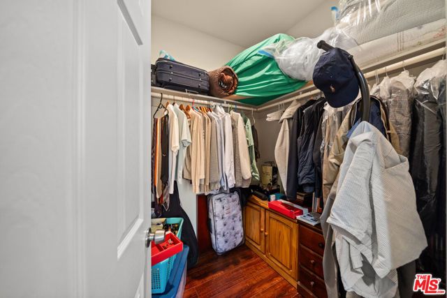 838 S St Andrews Place, Los Angeles, CA 90005