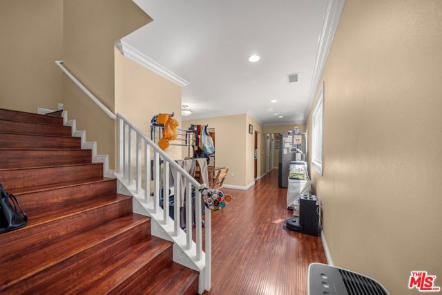 838 S St Andrews Place, Los Angeles, CA 90005