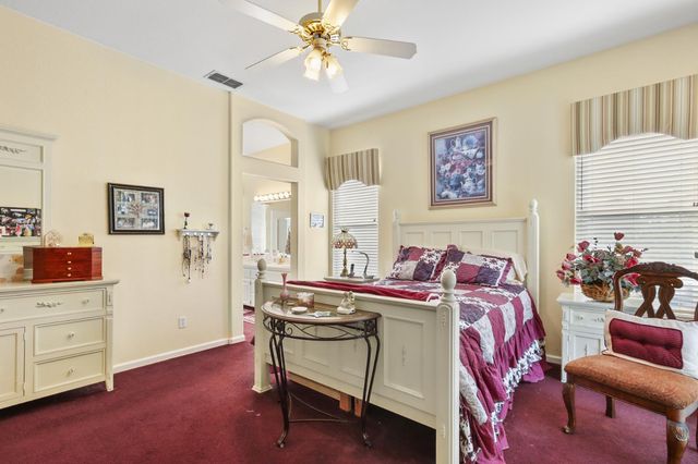 8450 Alameda Park Dr, Elk Grove, CA 95624