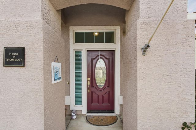 8450 Alameda Park Dr, Elk Grove, CA 95624