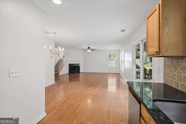 506 Weatherstone Court, Woodstock, GA 30188
