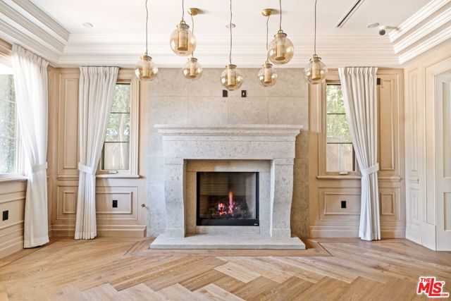 832 N Orange Grove Avenue, Los Angeles, CA 90046