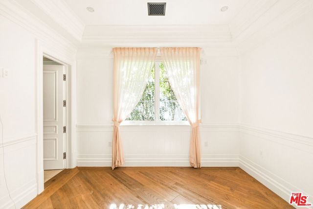 832 N Orange Grove Avenue, Los Angeles, CA 90046