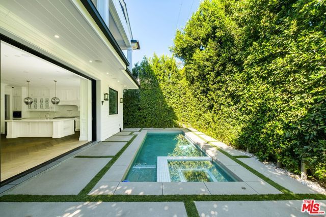 832 N Orange Grove Avenue, Los Angeles, CA 90046