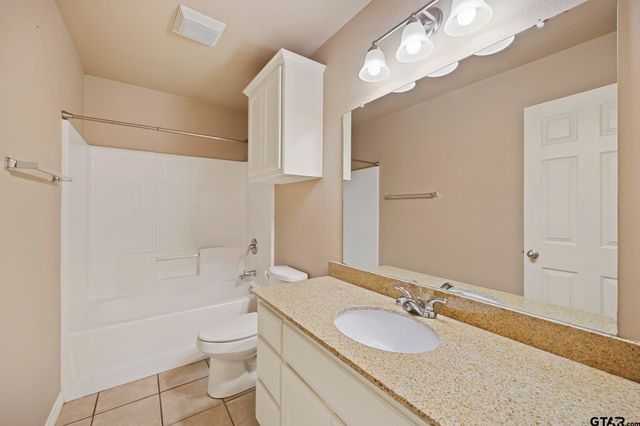 6916 CR 1215, Flint, TX 75762