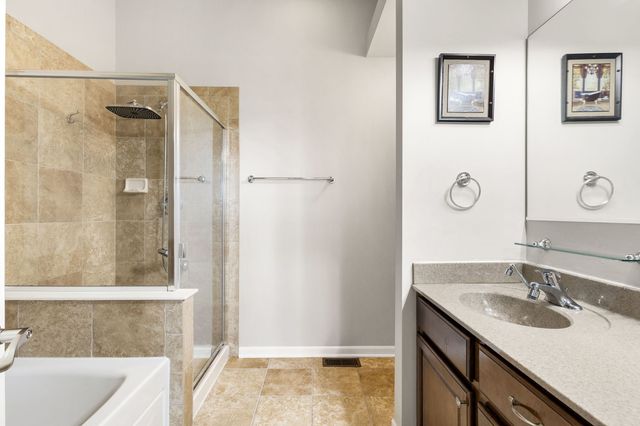 2777 Blakely Lane, Naperville, IL 60540