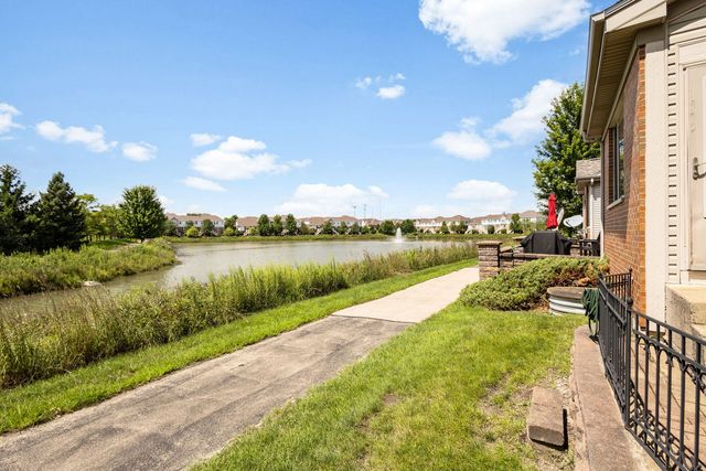 2777 Blakely Lane, Naperville, IL 60540