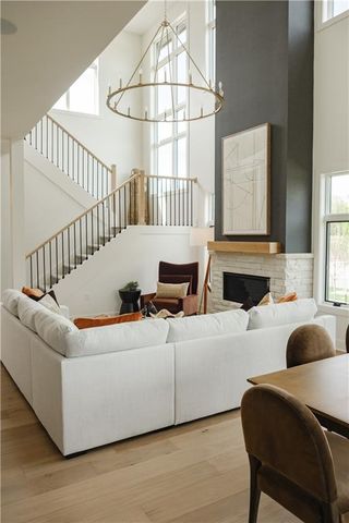 2844 W 133rd Terrace, Leawood, KS 66209