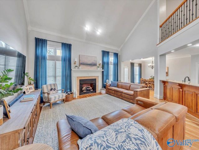 204 Hawks Crest Drive NW, Madison, AL 35757