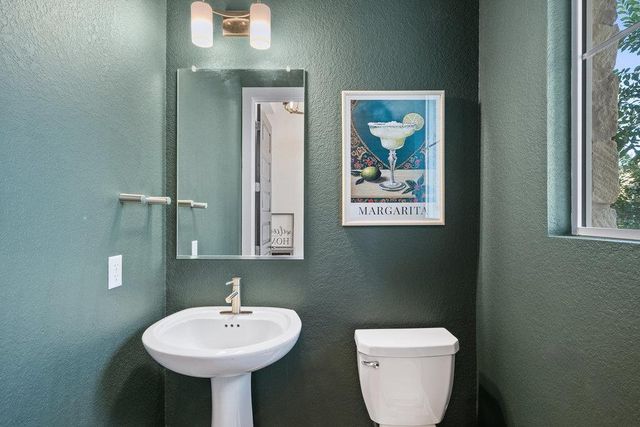 427 Cartwheel BND 92, Austin, TX 78738