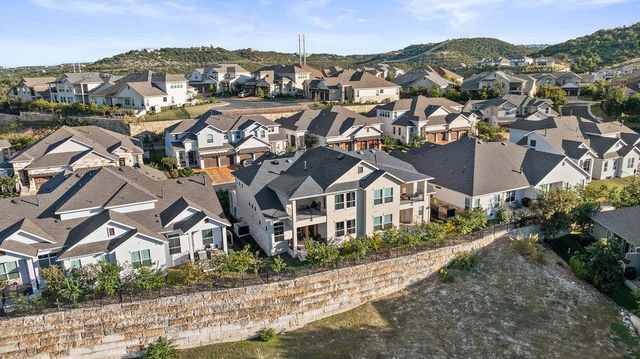427 Cartwheel BND 92, Austin, TX 78738