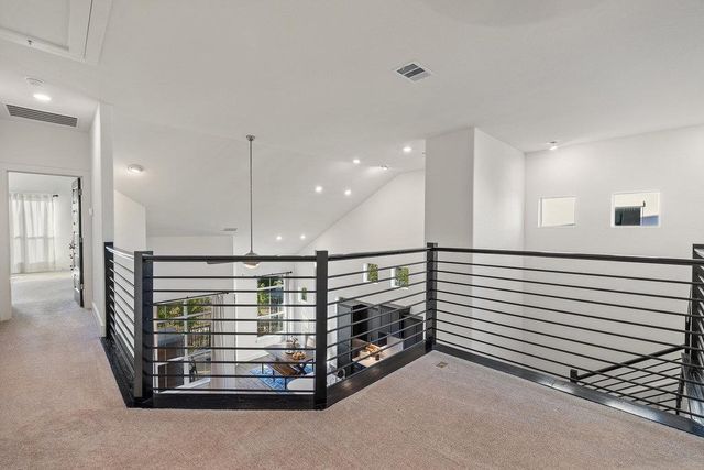 427 Cartwheel BND 92, Austin, TX 78738