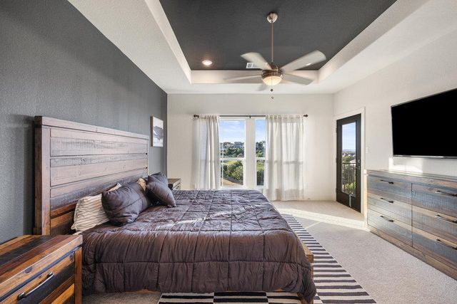 427 Cartwheel BND 92, Austin, TX 78738