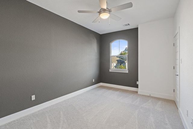 427 Cartwheel BND 92, Austin, TX 78738