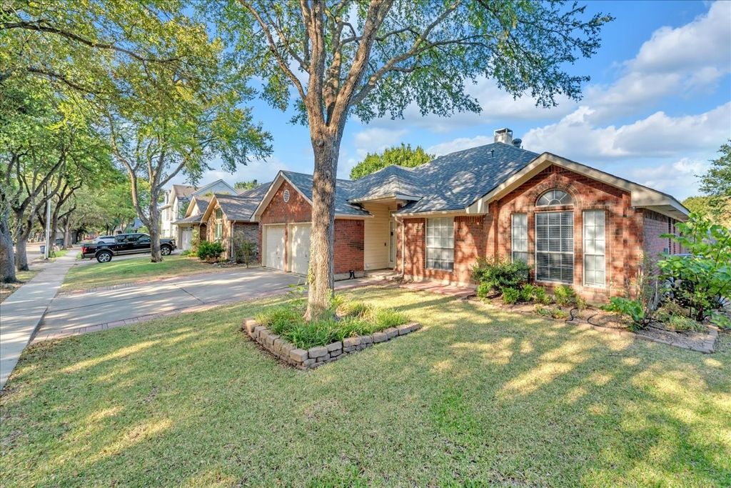 7449 Bear Lake Drive, Fort Worth, TX 76137 — photo 2