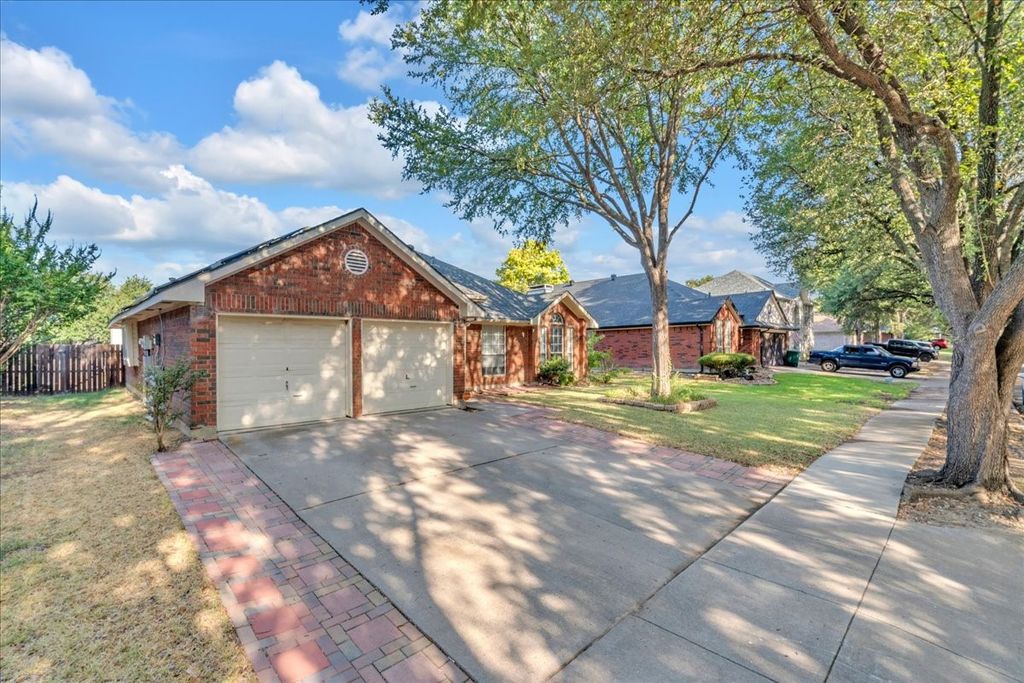 7449 Bear Lake Drive, Fort Worth, TX 76137 — photo 3