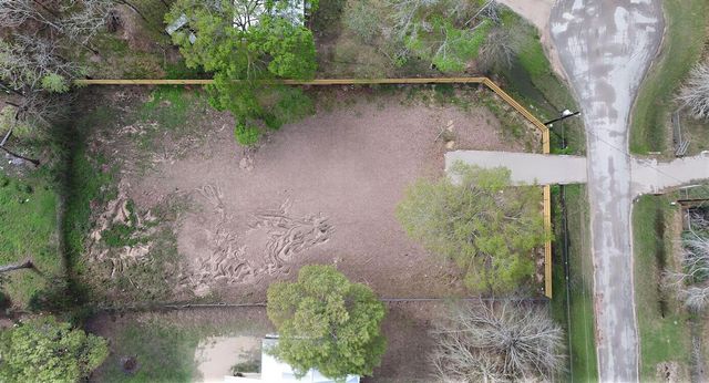 17708 Ellzey Lane, Conroe, TX 77302