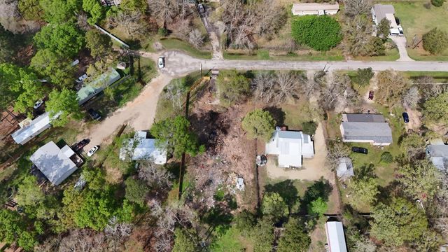 17708 Ellzey Lane, Conroe, TX 77302