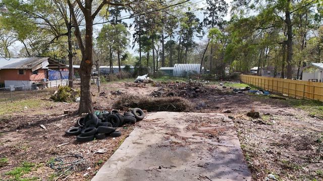 17708 Ellzey Lane, Conroe, TX 77302