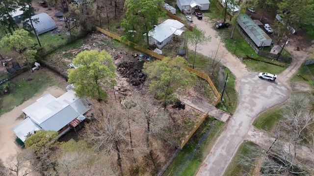 17708 Ellzey Lane, Conroe, TX 77302