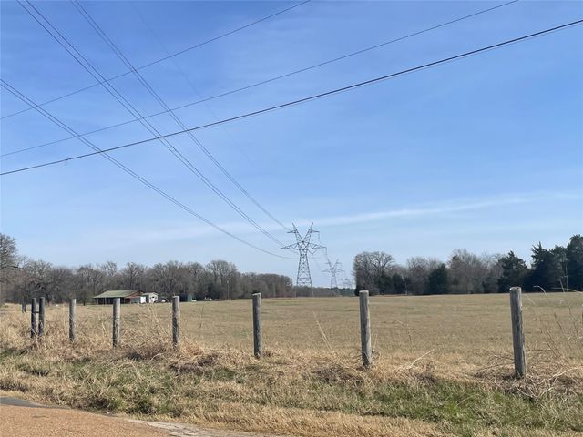 1226 Vz County Road, Grand Saline, TX 75140