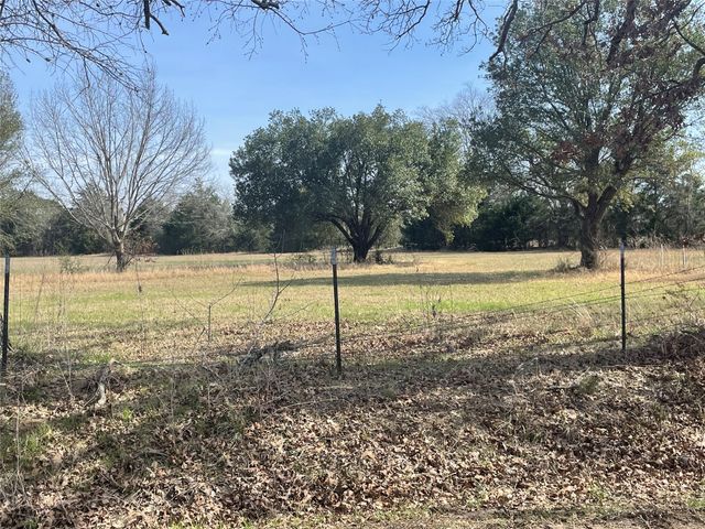 1226 Vz County Road, Grand Saline, TX 75140