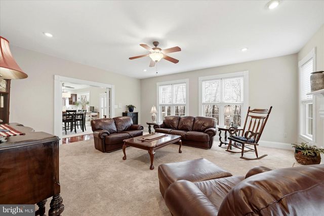 520 CLAGETT ST SW, Leesburg, VA 20175