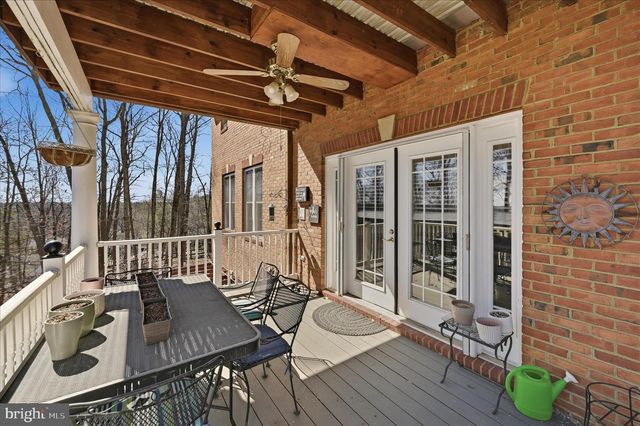 520 CLAGETT ST SW, Leesburg, VA 20175