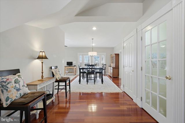 520 CLAGETT ST SW, Leesburg, VA 20175