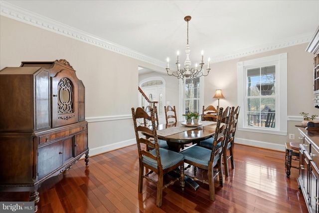 520 CLAGETT ST SW, Leesburg, VA 20175