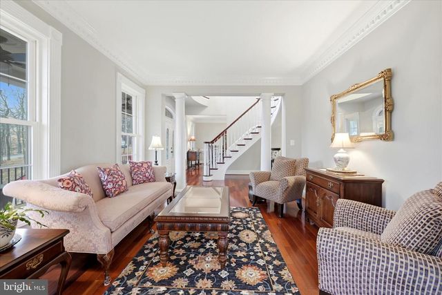 520 CLAGETT ST SW, Leesburg, VA 20175