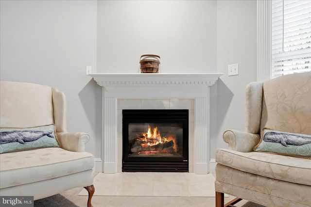 520 CLAGETT ST SW, Leesburg, VA 20175