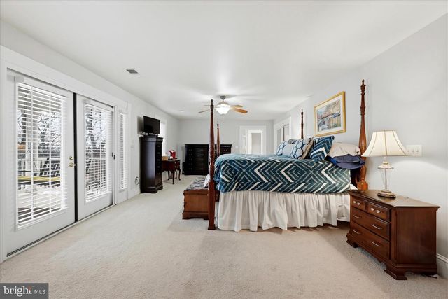 520 CLAGETT ST SW, Leesburg, VA 20175