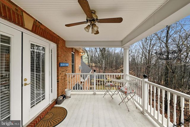 520 CLAGETT ST SW, Leesburg, VA 20175