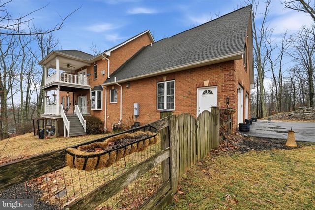 520 CLAGETT ST SW, Leesburg, VA 20175