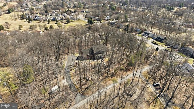 520 CLAGETT ST SW, Leesburg, VA 20175