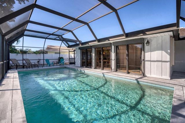 2926 CAPTIVA DRIVE, Sarasota, FL 34231