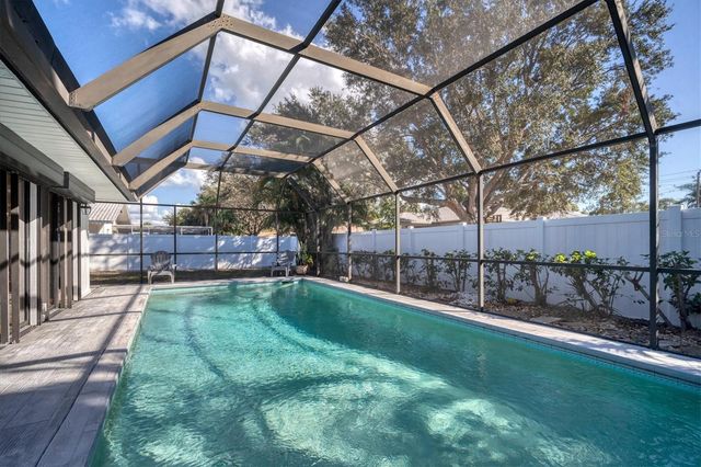 2926 CAPTIVA DRIVE, Sarasota, FL 34231
