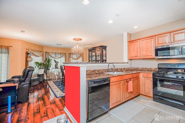 368 Rector Street 304, Perth Amboy, NJ 08861