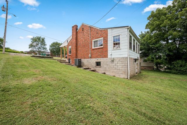 412 Lehman St, Woodbury, TN 37190