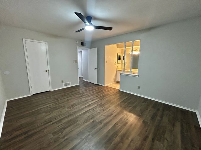 4205 Greencrest Drive, Arlington, TX 76016