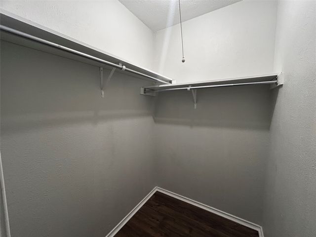 4205 Greencrest Drive, Arlington, TX 76016