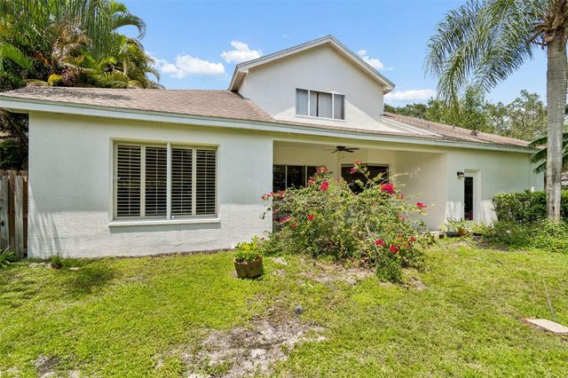 10502 CASTLEFORD WAY, Tampa, FL 33626