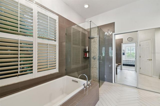 10502 CASTLEFORD WAY, Tampa, FL 33626