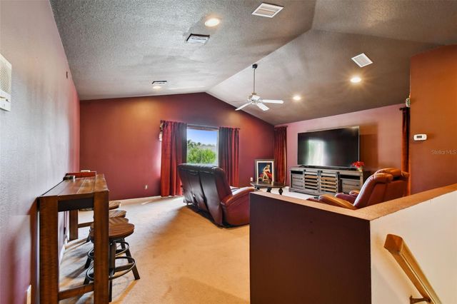 10502 CASTLEFORD WAY, Tampa, FL 33626