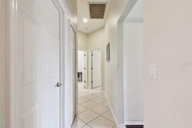 10502 CASTLEFORD WAY, Tampa, FL 33626